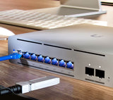 USW-Pro-XG-8-PoE Ubiquiti UniFi Compact 8-port Etherlighting Switch (3)
