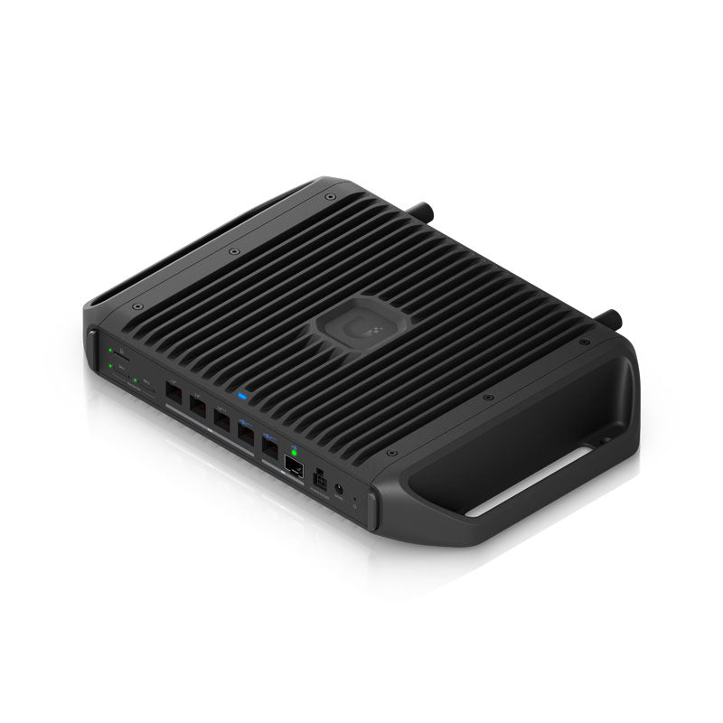 UCG-Industrial - Ubiquiti UniFi Cloud Gateway Industrial (2)