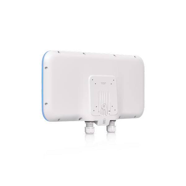 E7-Audience – Ubiquiti UniFi E7 Audience Enterprise WiFi 7 Access Point (4)